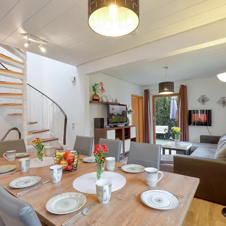Diane Holiday home